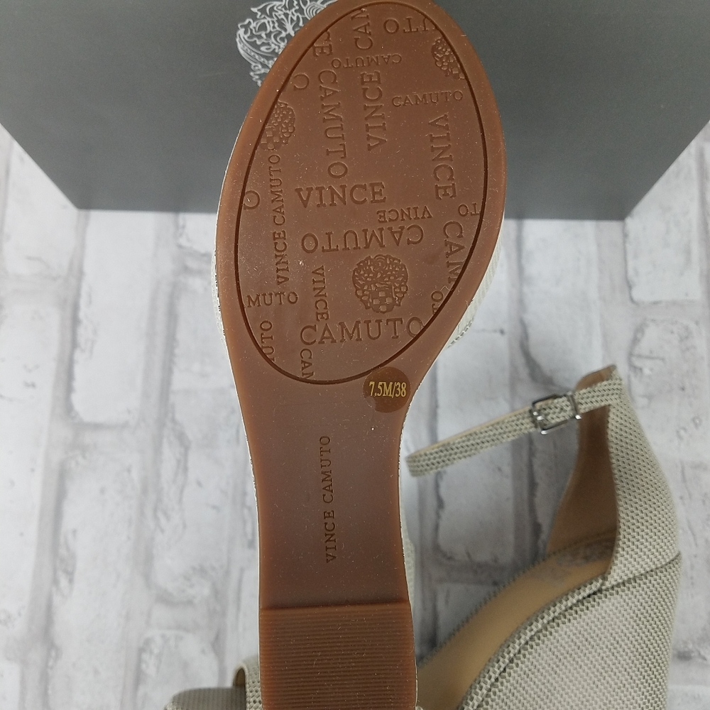 VINCE CAMUTO "Tatchen" Platform Wedge Sandals - Picture 11 of 12